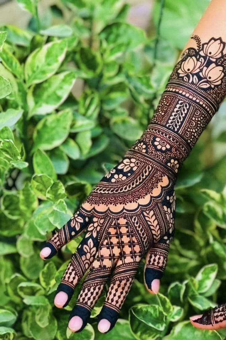 bridal bridal stylish back hand mehndi design