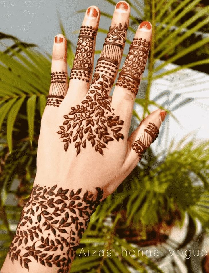 simple stylish back hand mehndi designs