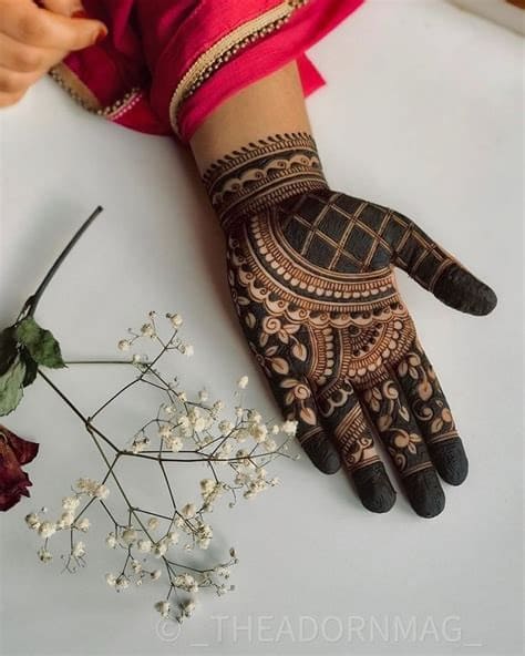 diwali mehndi design back hand