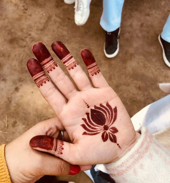 leaf mehndi designs for front hand