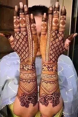 modern engagement mehndi designs