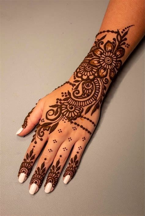 modern royal finger royal front hand mehndi design